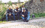 4 bikers in sosta a Saluzzo